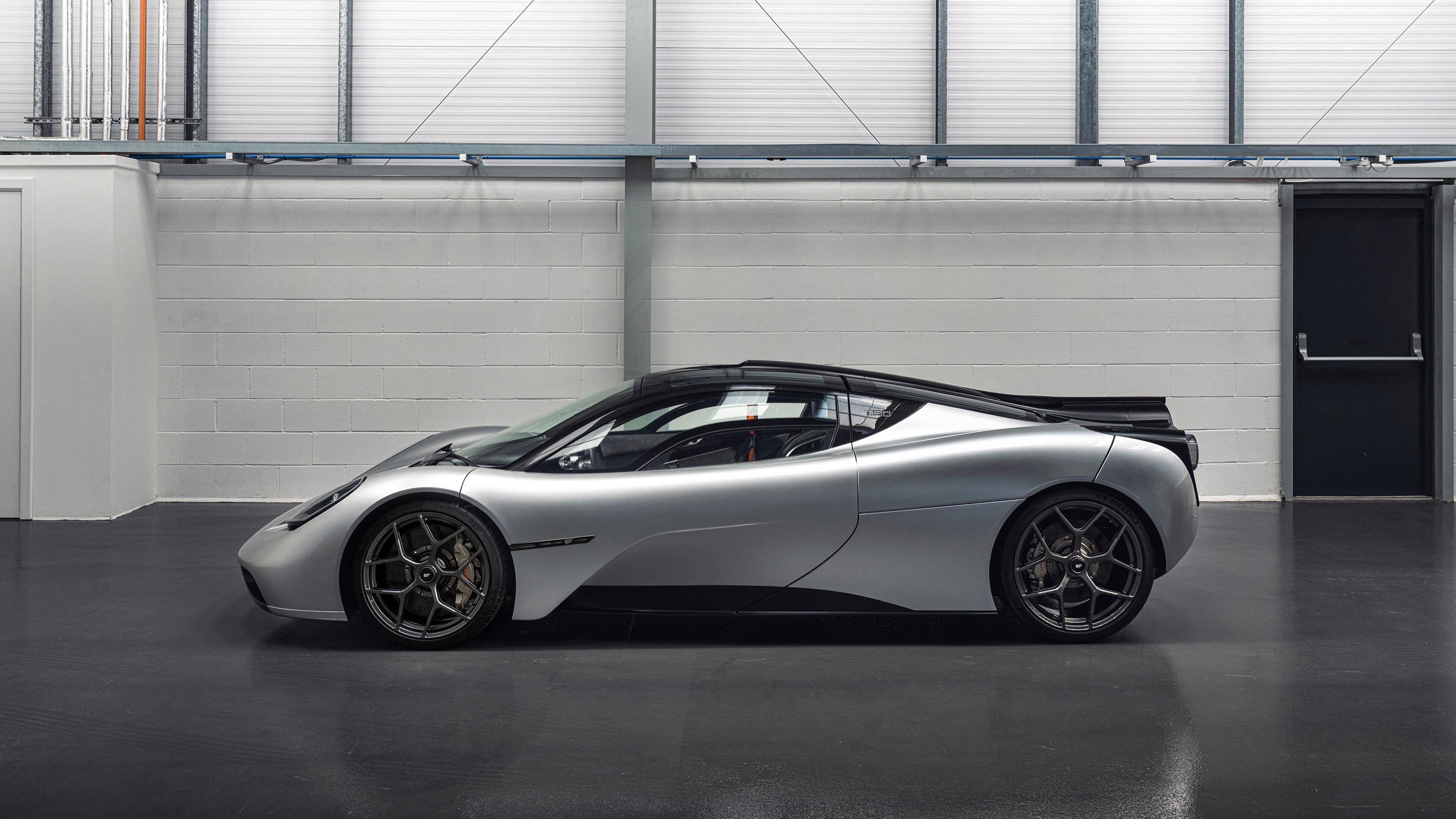 开云真人-_森林狼年轻队伍崭露头角，追梦季后赛_，森林狼目前阵容